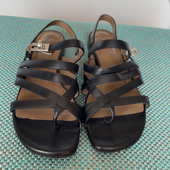 Hermes Shoes - Hermes Marine sandals 😍